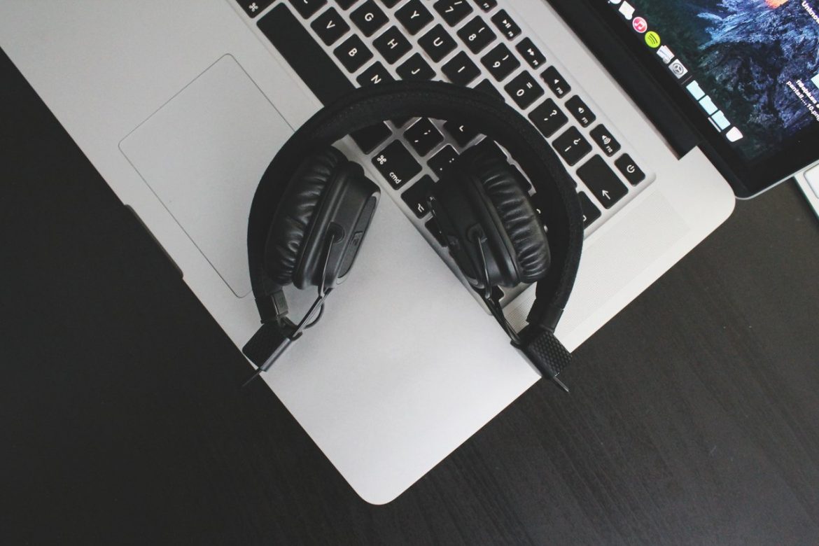 headphones laptop desk
